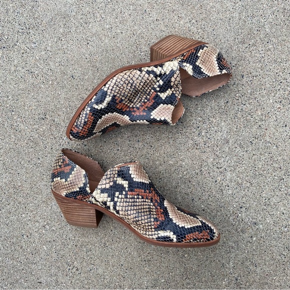 Madewell Gloria Snakeskin Print Pattern Ankle Booties Size 7 - Picture 2 of 14